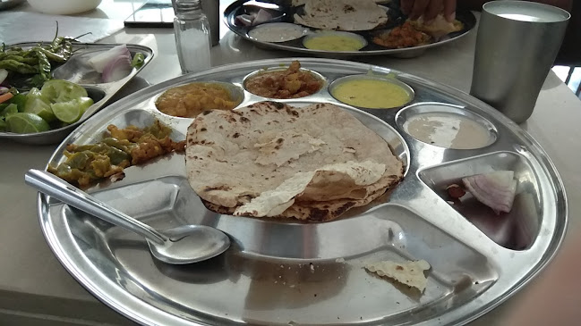 Bright Restaurant مطعم مضيء - Hospitality and gastronomy