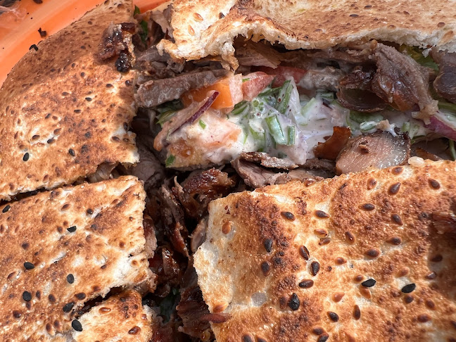 Shish Shawerma Corniche - Hospitality and gastronomy