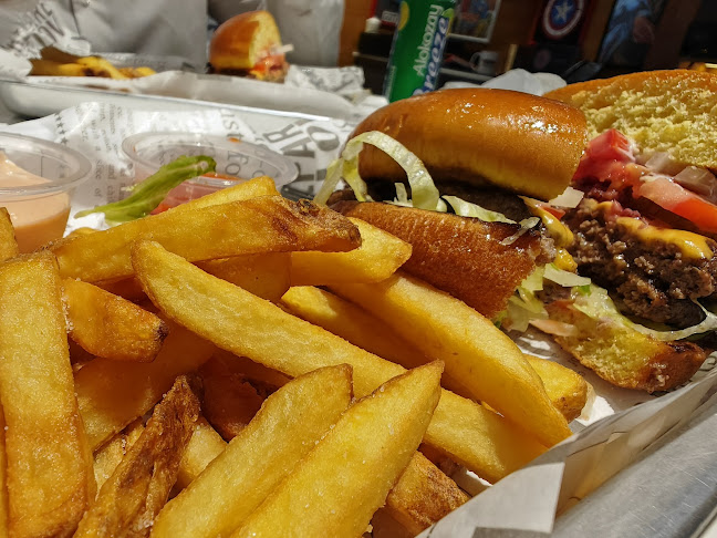 Opinii despre The Big Mama (Al Warqa) în Dubai - Hospitality and gastronomy