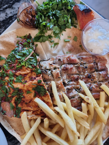 Comentarii opinii despre Dhekryat Lebanese Restaurant