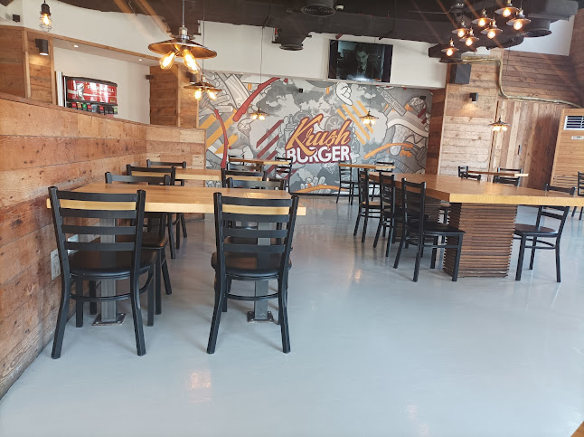 Opinii despre Krush Burger Dubai ( Downtown ) în Dubai - Hospitality and gastronomy