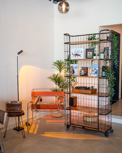 Lake Shore Tower - Cluster Y - Jumeirah Lake Towers - Dubai