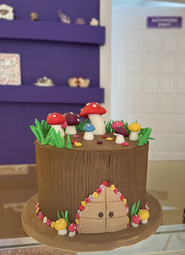 Snack City Bakery - Hospitality and gastronomy