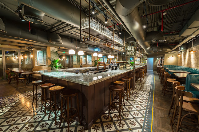 Nola Eatery & Social House