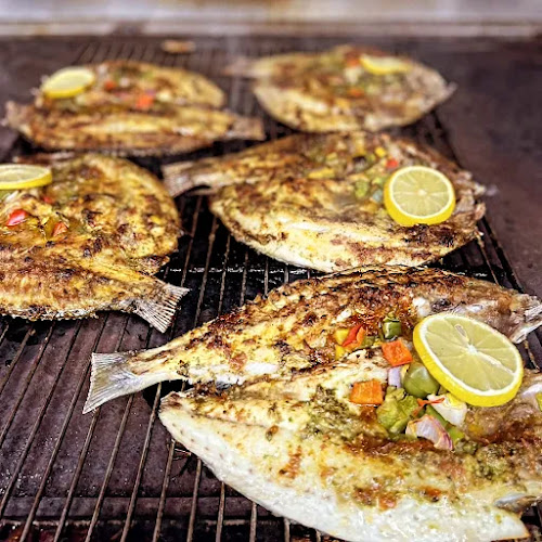 Comentarii opinii despre مملكة البحار للمأكولات البحرية Mamlaket Albehaar Seafood Restaurant