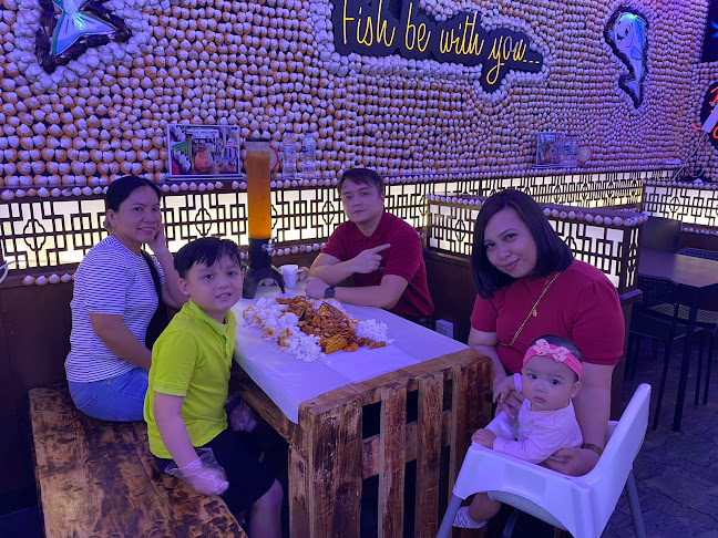 Dampa Seafood Grill - Abu Dhabi Almariah mall