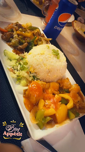 Golden Fork Fresh Food Restaurant