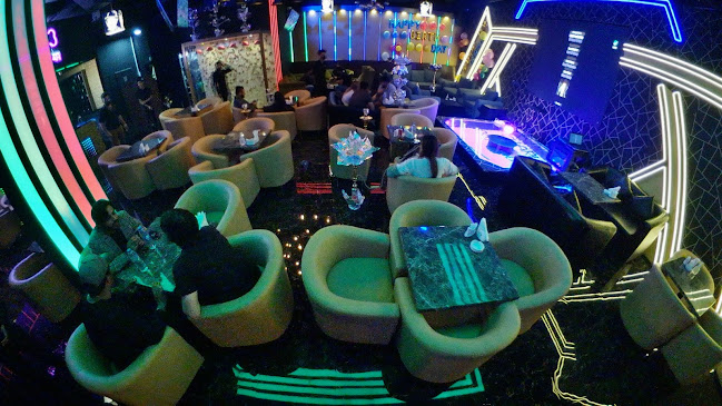 Comentarii opinii despre Aala Boom Express Cafe | Shisha - Oud Metha