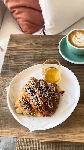 Comentarii opinii despre Calma cafe