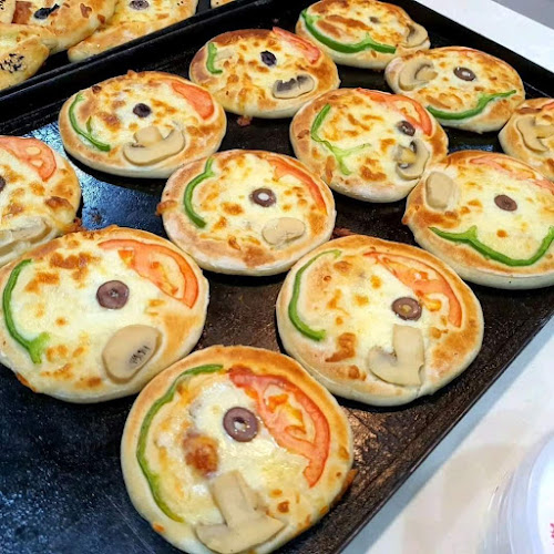 Opinii despre فطاير على الطاير în Ras Al-Khaimah - Hospitality and gastronomy