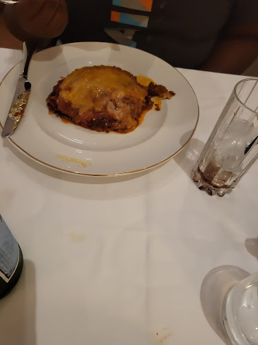 Restaurant Village, Near Four Seasons Hotel، - Jumeira St - Dubai