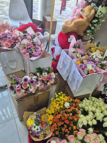 Comentarii opinii despre Wardi Flowers