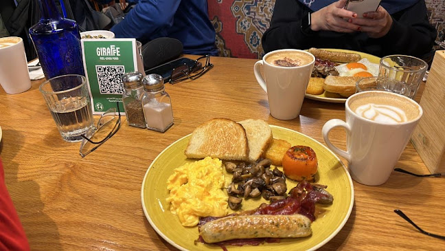 Giraffe World Kitchen - Dubai