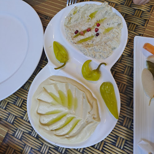 Opinii despre Tarboush Al Sultan Restaurant în Fujairah - Hospitality and gastronomy