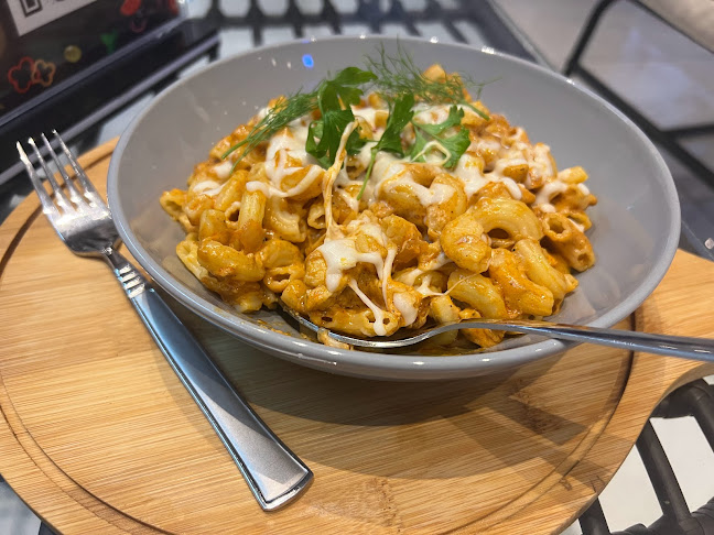 Opinii despre Rain windy cafe în Abu Dhabi - Hospitality and gastronomy