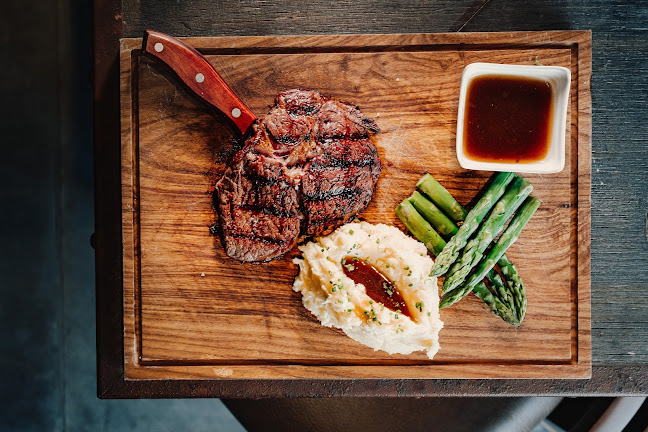 CLAW BBQ The Palm - Hospitality and gastronomy