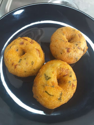 Comentarii opinii despre Adukkala Cafe