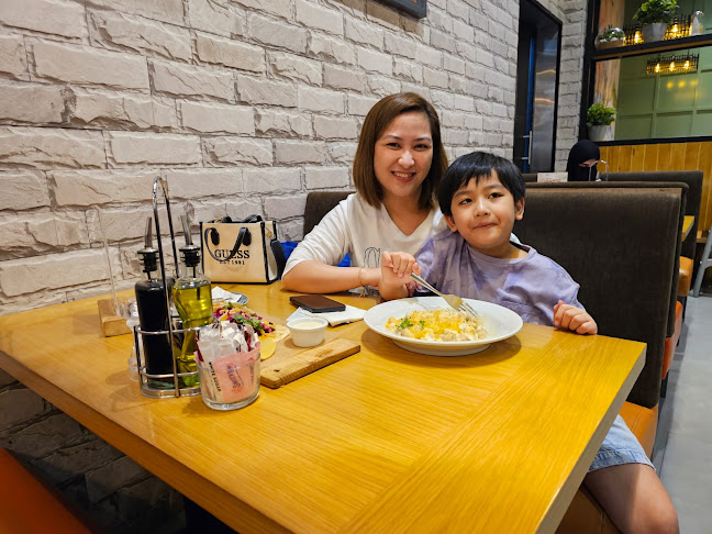 Comentarii opinii despre Bloomsbury's Boutique Cafe & Artisan Bakery