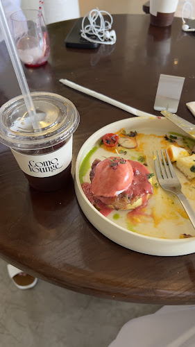 Como lounge - Hospitality and gastronomy