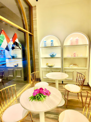 Plaza - Al Muntazah - near Saudi German Hospital - Al Qulaya’ah - Sharjah