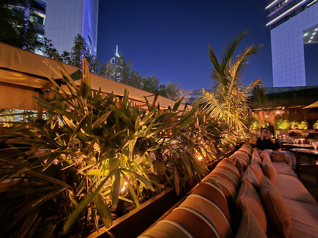 Emirates Towers Hotel - Sheikh Zayed Rd - Dubai