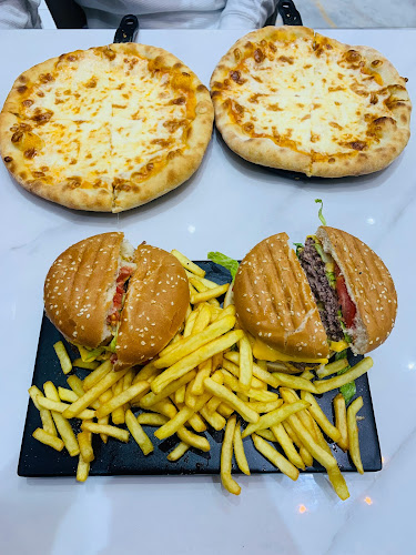 Cafeteria Lajeunesse - Hospitality and gastronomy