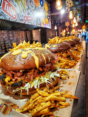 Opinii despre Bossman's Burgr Factory JBR Marina în Dubai - Hospitality and gastronomy