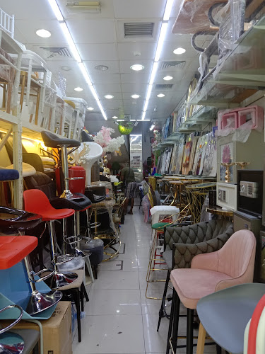 30 21C St - Naif - Dubai