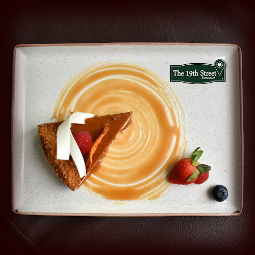 19th Street Bar & Restaurant - Abu Dhabi