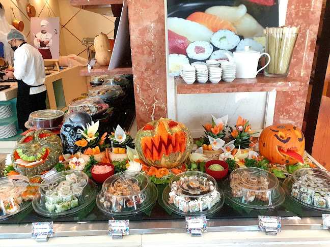 Nosh Restaurant - Hospitality and gastronomy