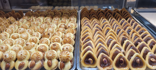 Opinii despre Afrina Sweets Wasit street, Persian sweets, Iranian sweets în Sharjah - Hospitality and gastronomy