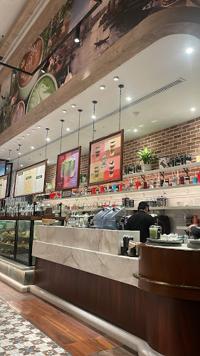 Comentarii opinii despre Urth Caffe