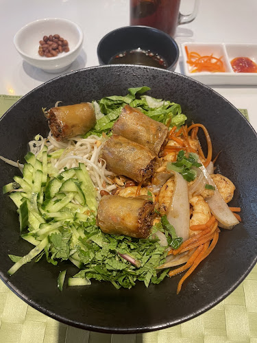 Comentarii opinii despre Saigon Station