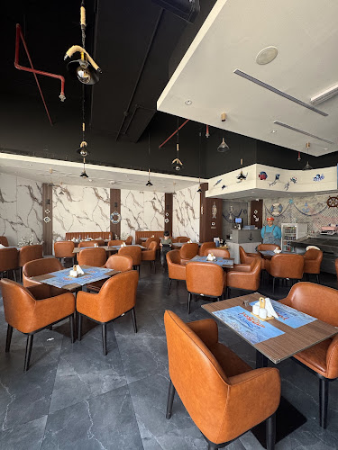 مطعم فسفور الخليج للمأكولات البحرية - فرع دبي Fosfour ALKhaleej for Seafood restaurant- Dubai branch - Hospitality and gastronomy