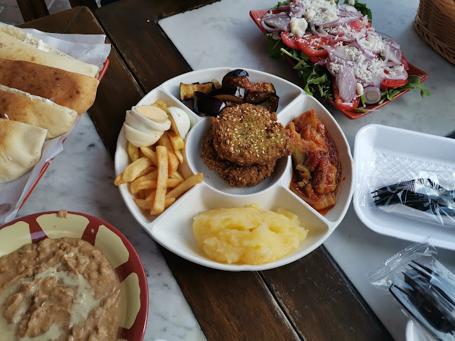 Al Amoor Falafel - Hospitality and gastronomy