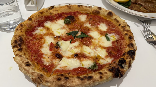 Scalini - Italian Restaurant Dubai - Hospitality and gastronomy