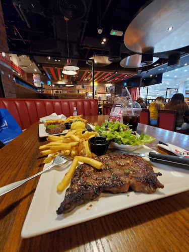 TGI Friday's - Hospitality and gastronomy