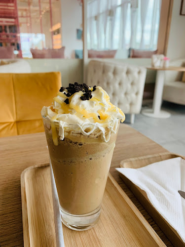 Kefi Books, Board Games & Cafe - Dubai