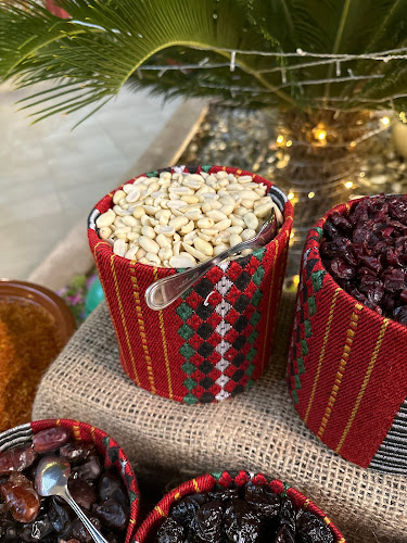 Oasis Pool Lounge - Hospitality and gastronomy