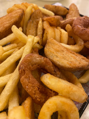 Comentarii opinii despre White Fort Cafe | كافتيريا وايت فورت