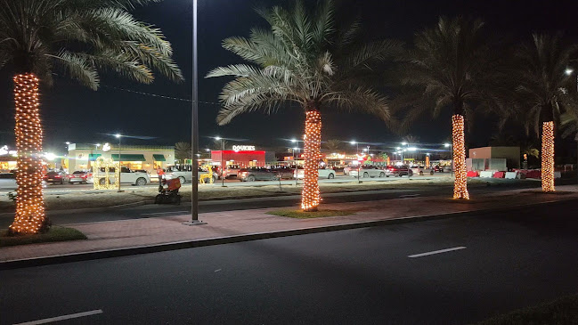 Lagoon Stop Food Truck Park - Ras Al-Khaimah