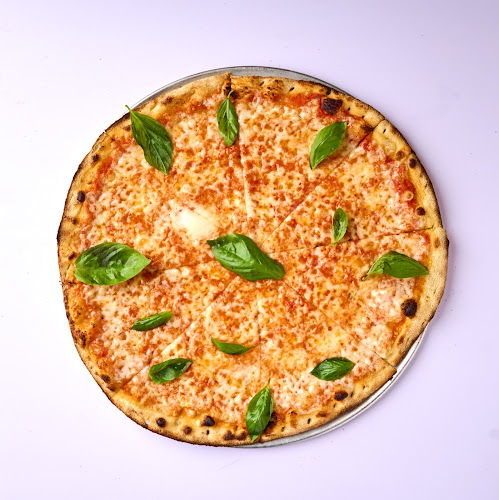 Comentarii opinii despre The Pizza Factory