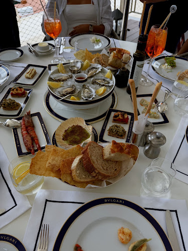 Comentarii opinii despre Yacht Club Restaurant