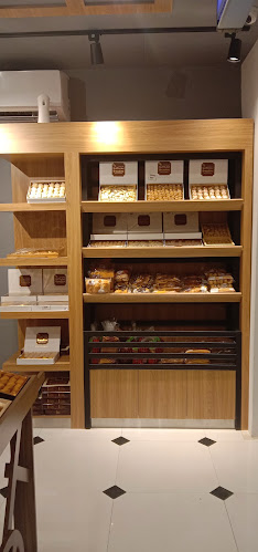 Breadline Bakery & Confectionery Branch 1 - Ras Al-Khaimah