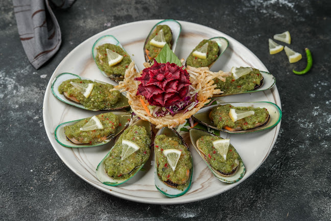 Khun Chai Thai Restaurant -Jumeira3- مطعم كون شاي تاي-جميرا ٣