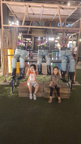 Piazza17 Last Exit Al Khawaneej - Dubai