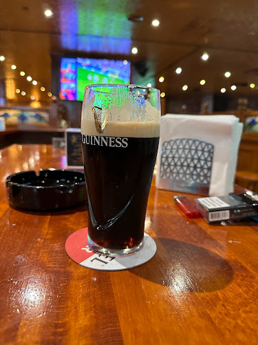 Crown & Lion The English Pub - Dubai