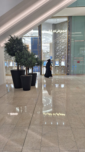 Dubai Mall - Level 1 - in front of Galleries Lafayette and Centrepoint - Downtown Dubai - Dubai