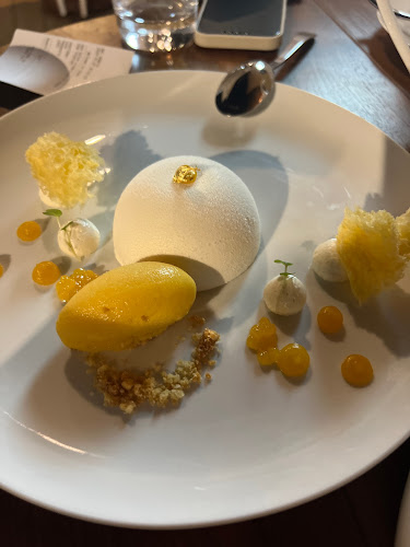 Umbrella Beach - Al Faseel Rd(E99) - Al Faseel - Fujairah