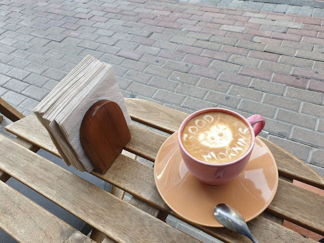 Breaking Bread Dubai - Hospitality and gastronomy